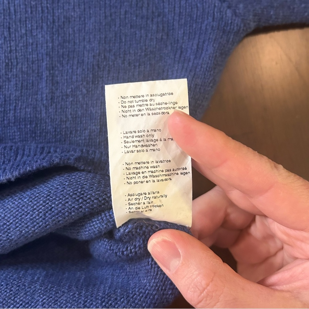 brandy melville blue cropped Francesca sweater in a wool blend - Picture 12 of 16